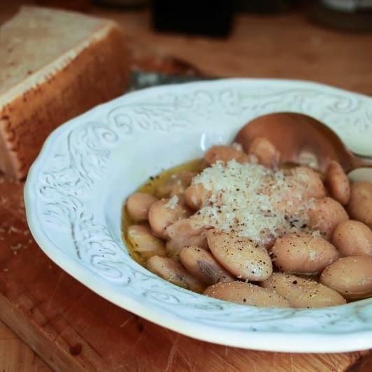 Rancho Gordo Royal Corona Beans - Olive Ovation